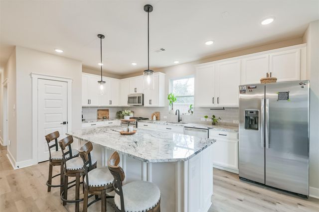 123 Kingsley Grove Street, Montgomery, TX 77316