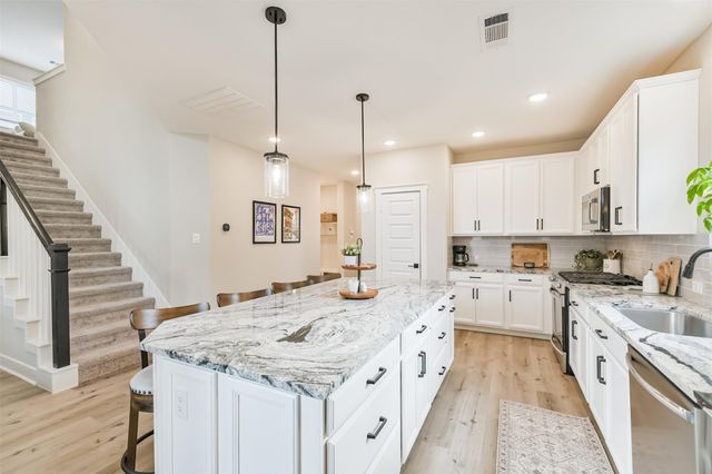 123 Kingsley Grove Street, Montgomery, TX 77316