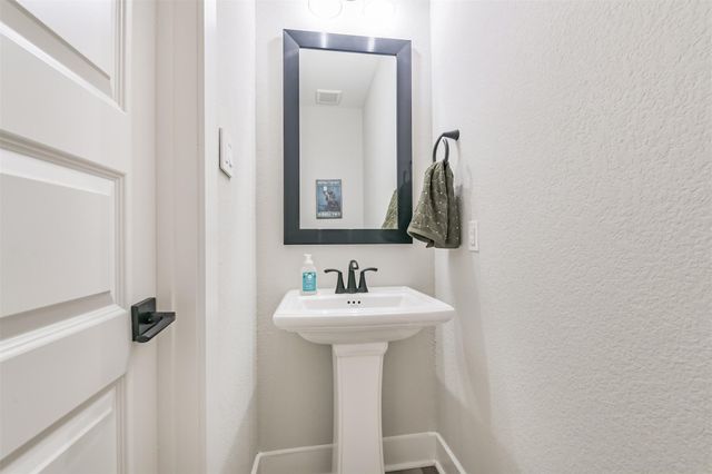 123 Kingsley Grove Street, Montgomery, TX 77316