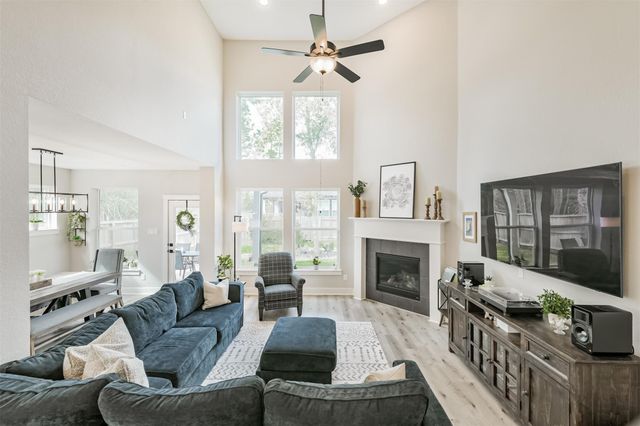 123 Kingsley Grove Street, Montgomery, TX 77316