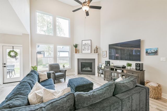 123 Kingsley Grove Street, Montgomery, TX 77316