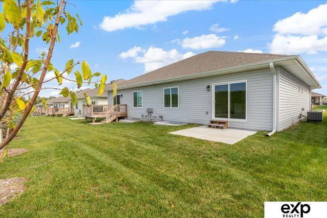 8210 S 178 Street, Omaha, NE 68136