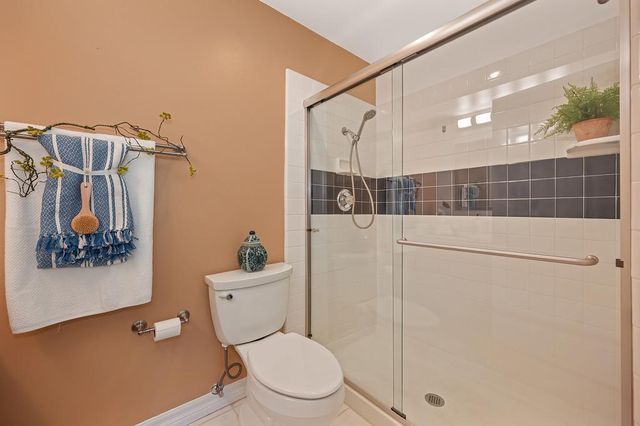 3092 Swallows Nest Dr, Sacramento, CA 95833