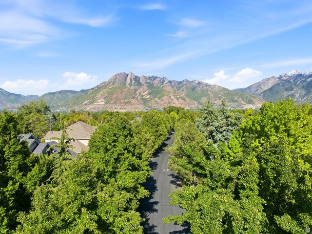 1381 E 5985 S, Salt Lake City, UT 84121