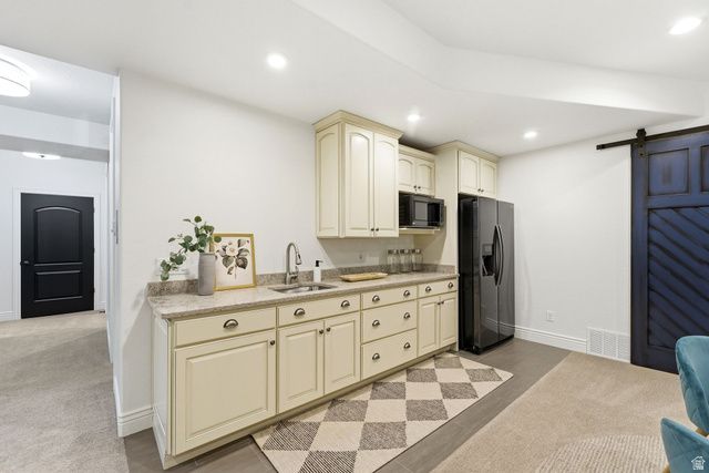 1381 E 5985 S, Salt Lake City, UT 84121