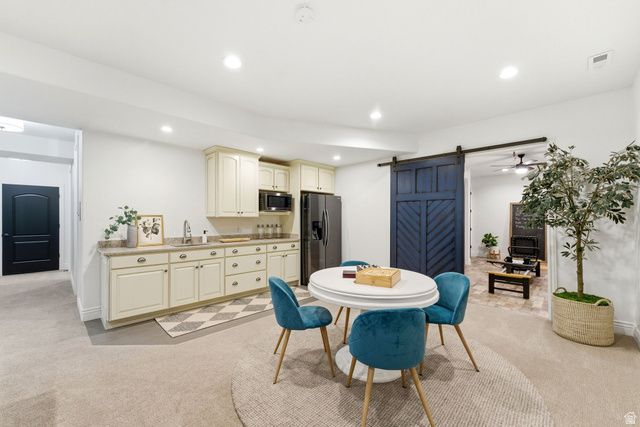 1381 E 5985 S, Salt Lake City, UT 84121