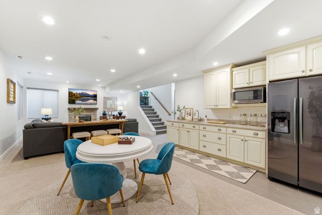 1381 E 5985 S, Salt Lake City, UT 84121