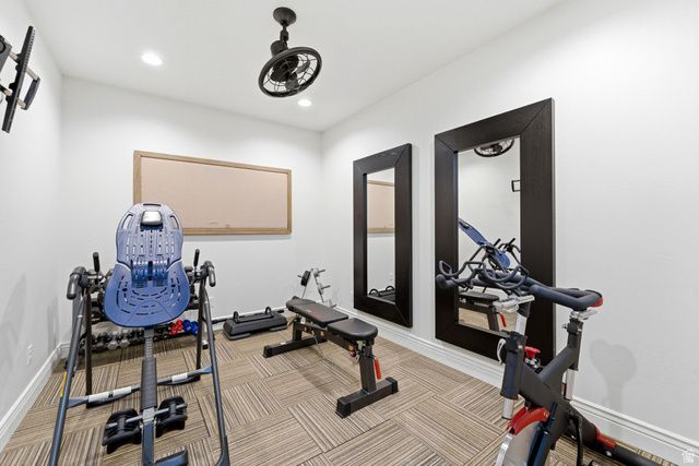 1381 E 5985 S, Salt Lake City, UT 84121