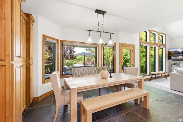 1381 E 5985 S, Salt Lake City, UT 84121