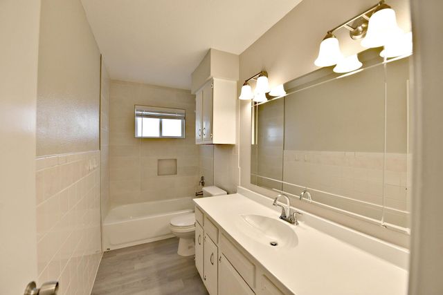 11214 Blackmoor DR, Austin, TX 78759