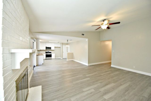 11214 Blackmoor DR, Austin, TX 78759