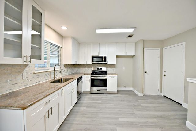 11214 Blackmoor DR, Austin, TX 78759
