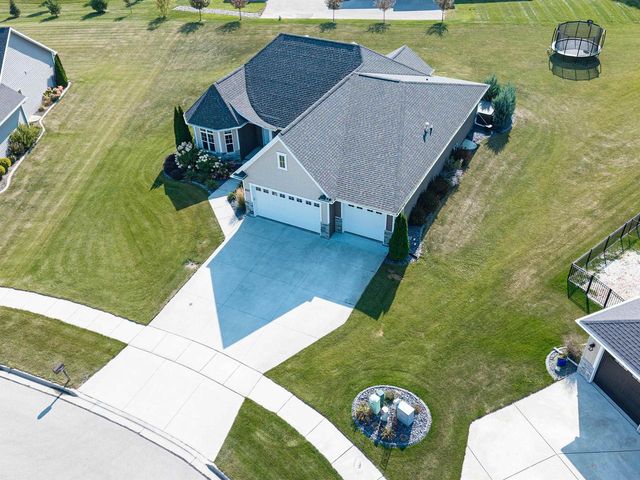4637 TRELLIS DRIVE, De Pere, WI 54115
