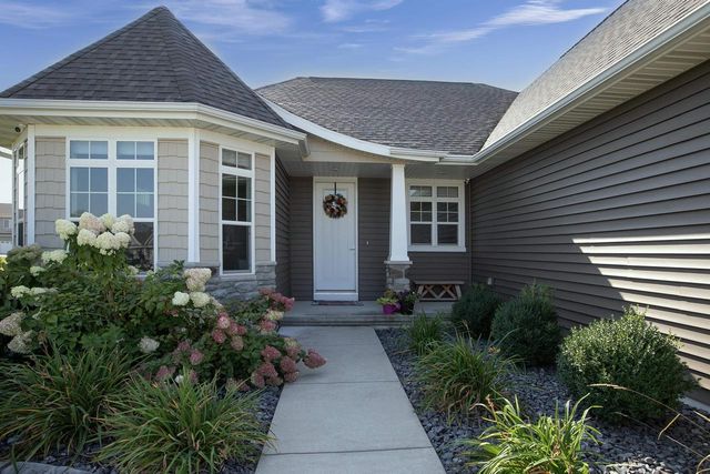 4637 TRELLIS DRIVE, De Pere, WI 54115