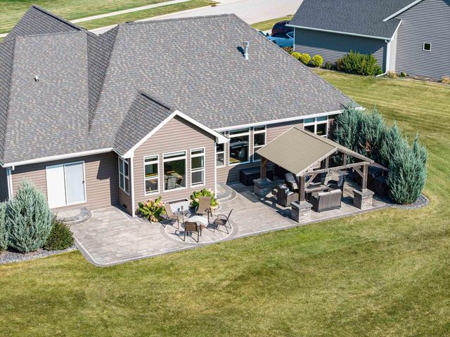 4637 TRELLIS DRIVE, De Pere, WI 54115