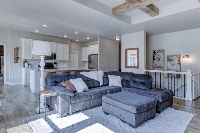 4637 TRELLIS DRIVE, De Pere, WI 54115