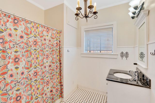 711 Dallas Road, Chattanooga, TN 37405