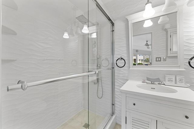 1199 Hillsboro Mile 133, Hillsboro Beach, FL 33062