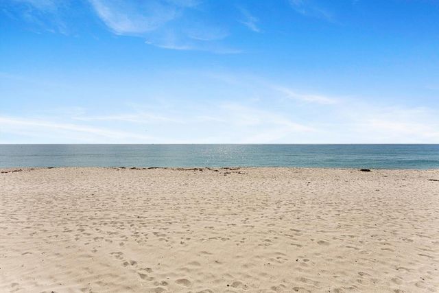 1199 Hillsboro Mile 133, Hillsboro Beach, FL 33062