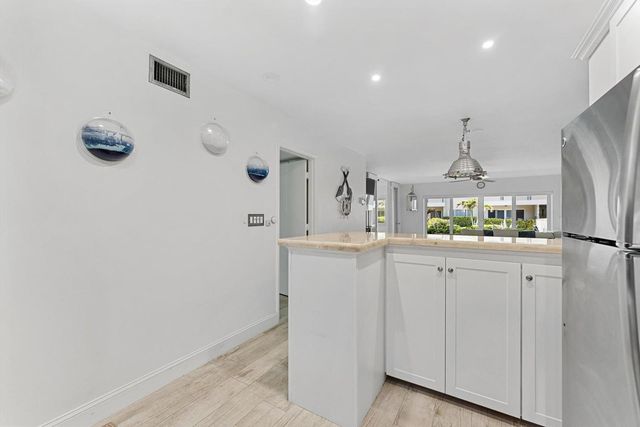 1199 Hillsboro Mile 133, Hillsboro Beach, FL 33062