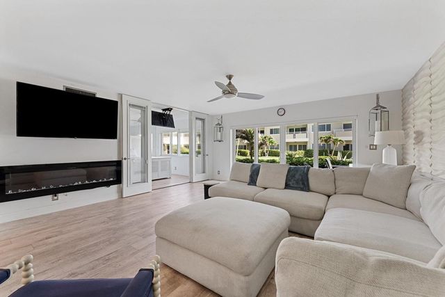 1199 Hillsboro Mile 133, Hillsboro Beach, FL 33062