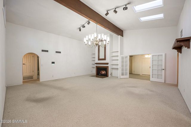 2080 Tres Pinos Lane, Las Cruces, NM 88005