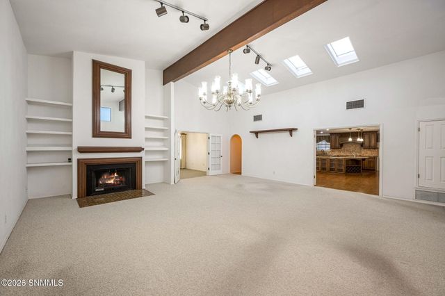 2080 Tres Pinos Lane, Las Cruces, NM 88005