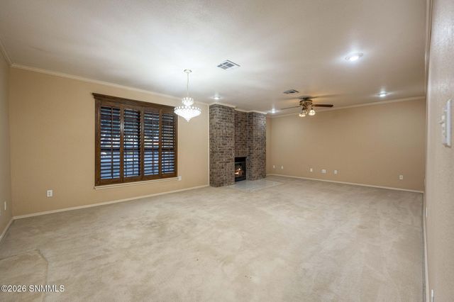 2080 Tres Pinos Lane, Las Cruces, NM 88005