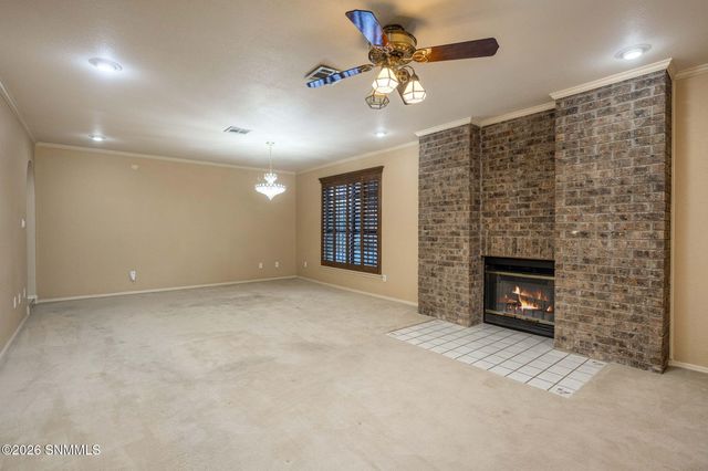 2080 Tres Pinos Lane, Las Cruces, NM 88005