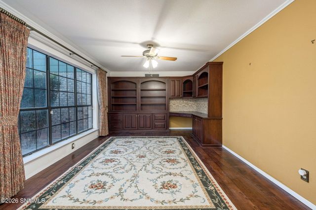 2080 Tres Pinos Lane, Las Cruces, NM 88005