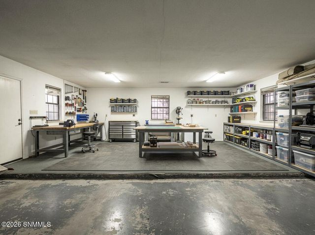 2080 Tres Pinos Lane, Las Cruces, NM 88005