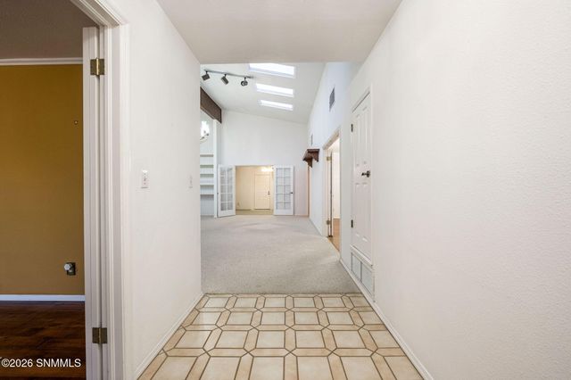 2080 Tres Pinos Lane, Las Cruces, NM 88005