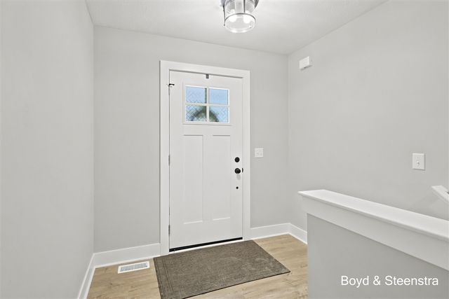 13092 Boulderway Trail, Grand Haven, MI 49417