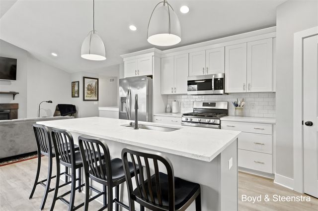 13092 Boulderway Trail, Grand Haven, MI 49417