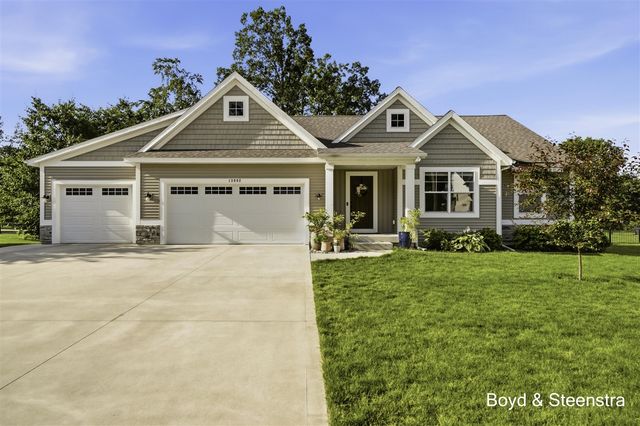 13092 Boulderway Trail, Grand Haven, MI 49417