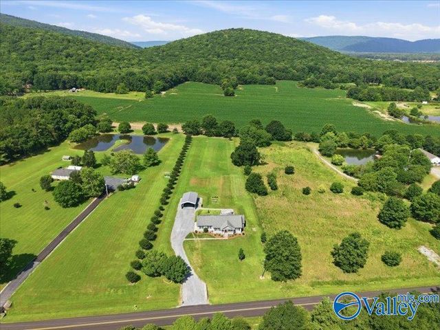 344 Oak Grove Road, New Hope, AL 35760