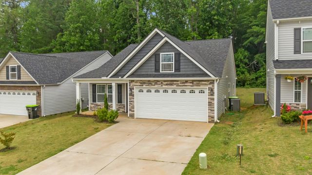 402 Bud Farmer Place, Inman, SC 29349