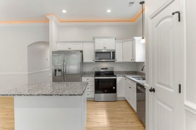 402 Bud Farmer Place, Inman, SC 29349