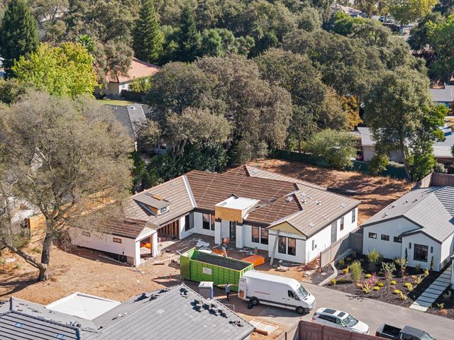 5572 Fetz Ln, Fair Oaks, CA 95628