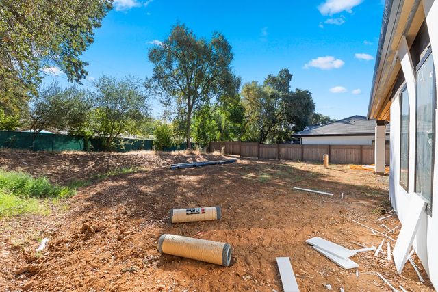 5572 Fetz Ln, Fair Oaks, CA 95628