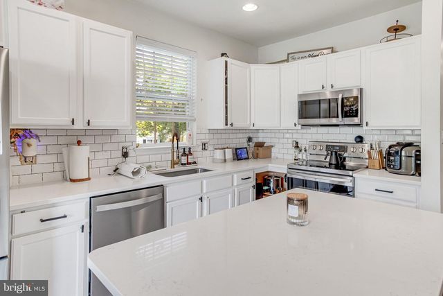12050 ETTA PL, Bristow, VA 20136