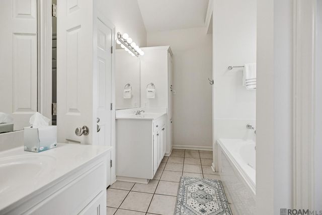 10434 Springbrook Ave, Saint George, LA 70810