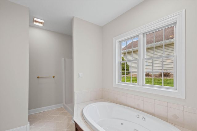 4208 CURRENT RD, Columbia, MO 65203