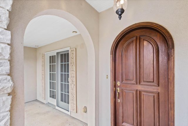 4208 CURRENT RD, Columbia, MO 65203