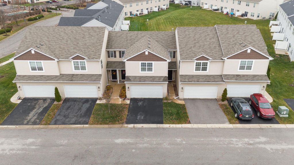 458 Briarwood Lane, Lowell, IN 46356