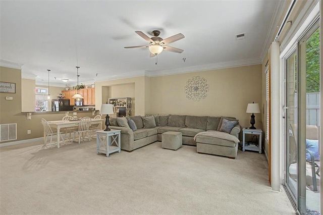 1267 Harris Commons Place, Roswell, GA 30076