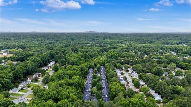 1267 Harris Commons Place, Roswell, GA 30076