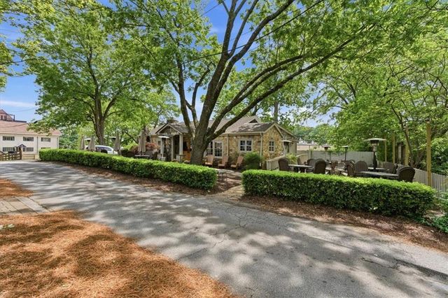 1267 Harris Commons Place, Roswell, GA 30076