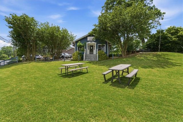 1267 Harris Commons Place, Roswell, GA 30076
