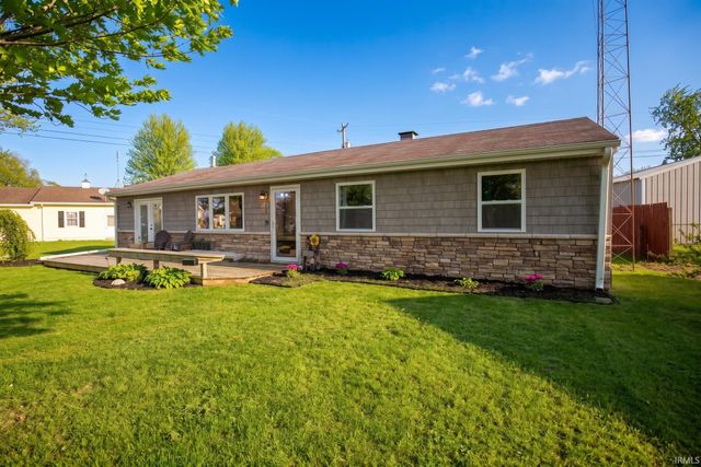 1100 Rochester Boulevard, Rochester, IN 46975